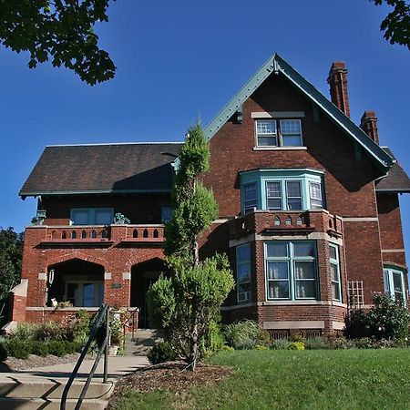 The Brumder Mansion Milwaukee Esterno foto