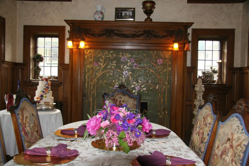 The Brumder Mansion Milwaukee Esterno foto